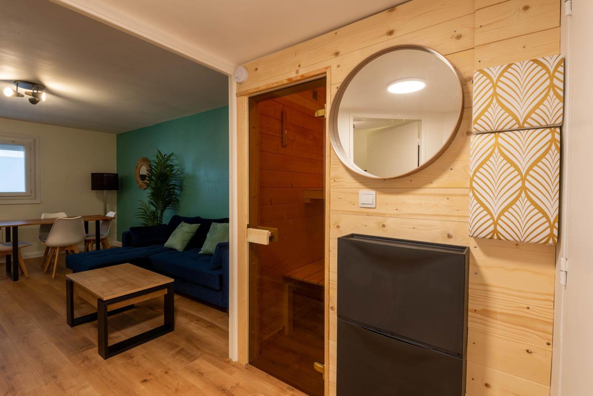 Balneo & Sauna, Sejour Detente Aux Teinturiers - Metro Charpennes - Garage วีเลอร์บาน ภายนอก รูปภาพ